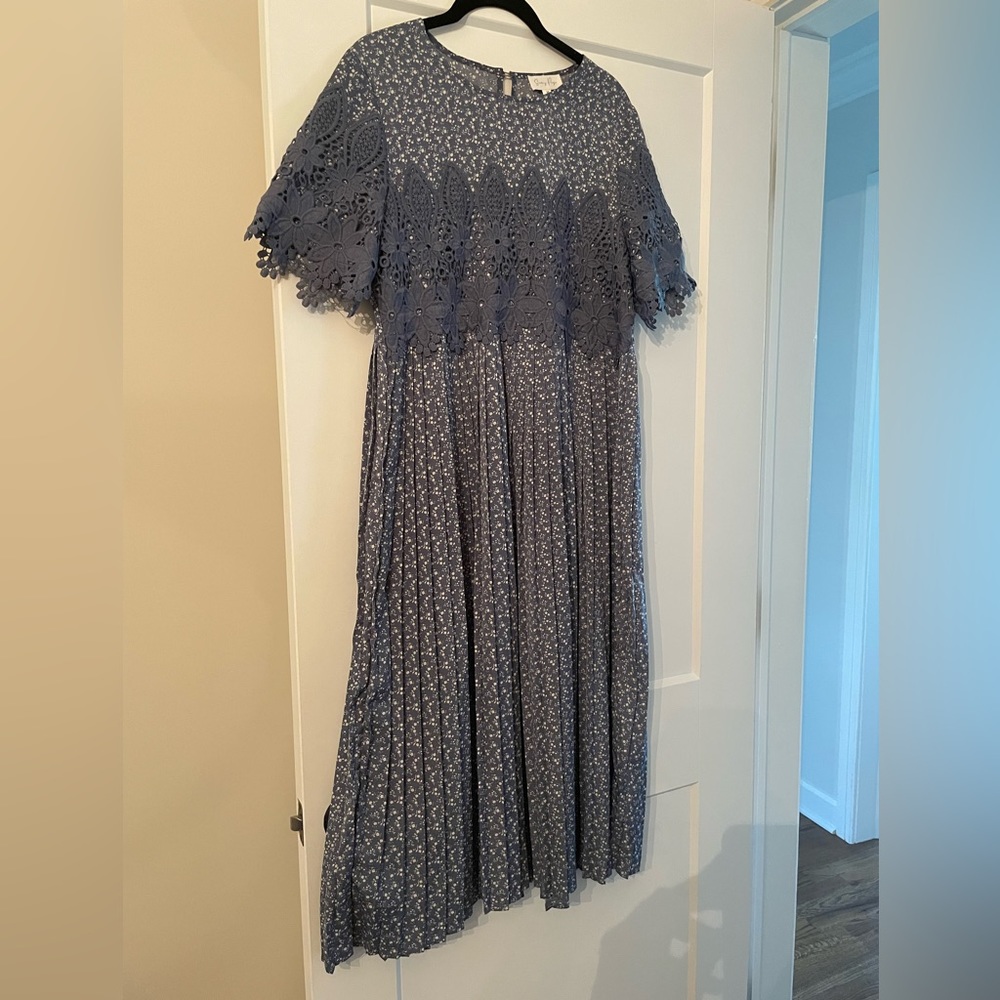 Floral and lace midi dress